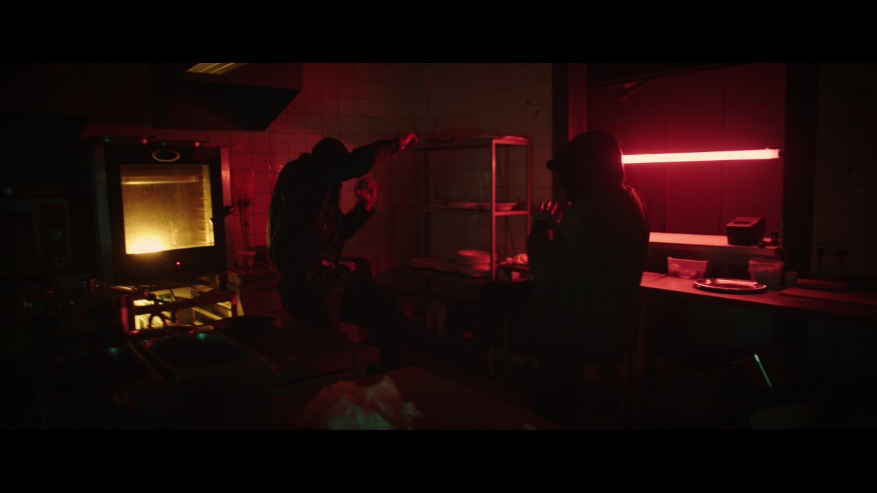 She Sees Red 下载预览图