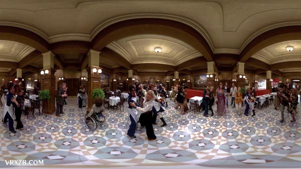 【360° VR】妈妈咪呀经典歌舞重现