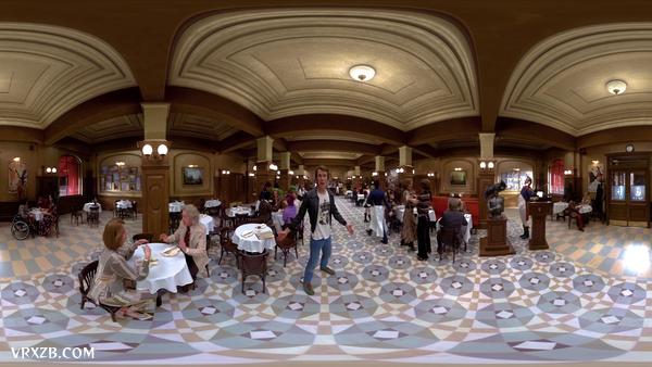 【360° VR】妈妈咪呀经典歌舞重现